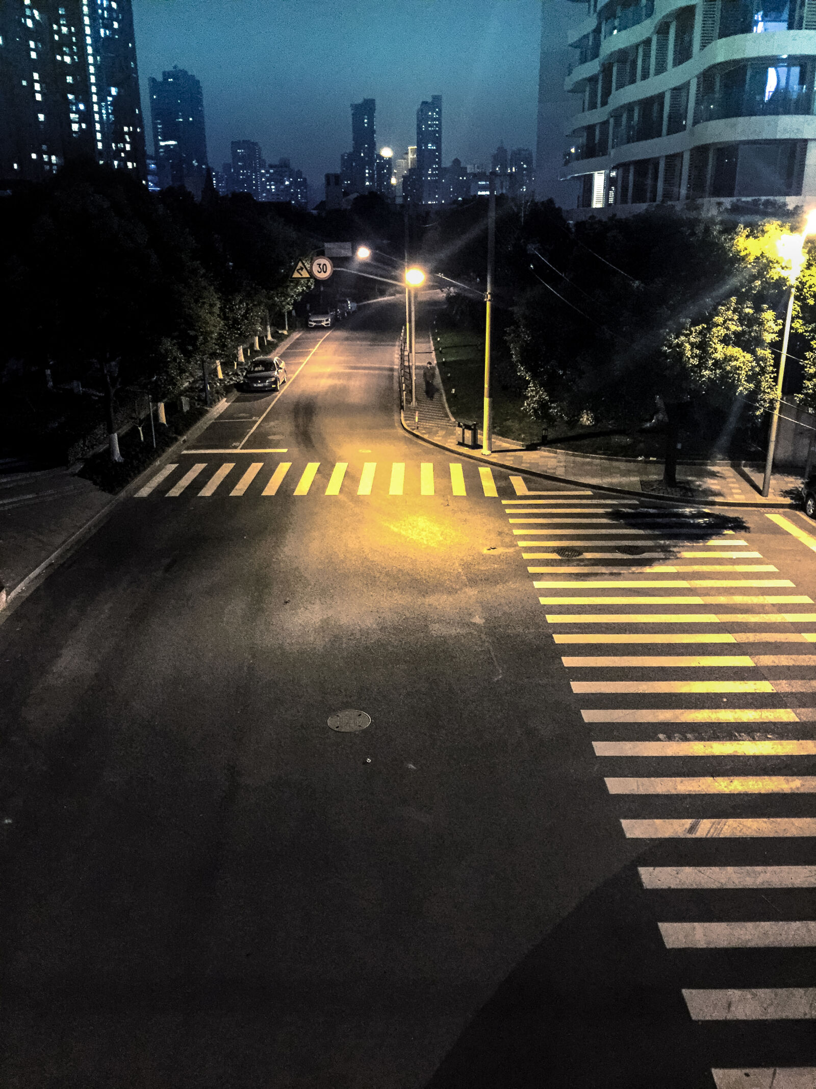 iPhone 6 Plus back camera 4.15mm f/2.2 sample photo