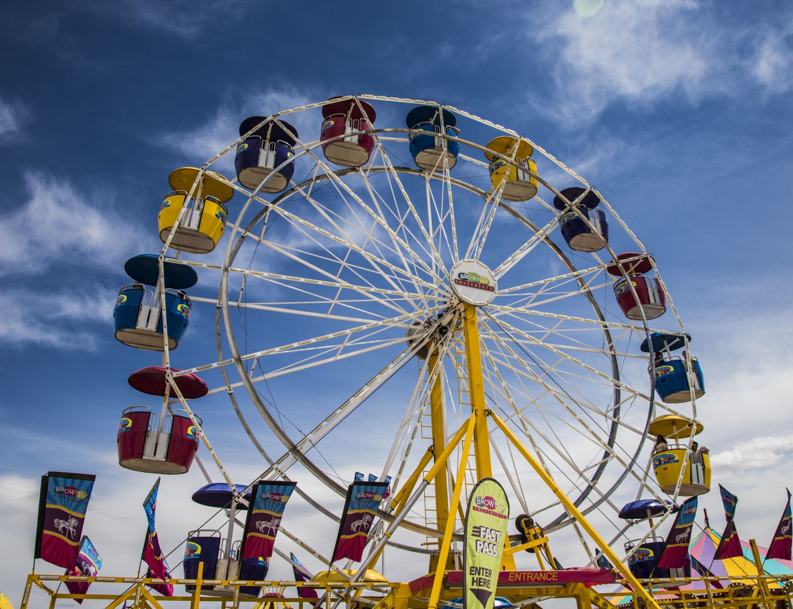 Canon EOS 6D Mark II + Canon EF 24-105mm F4L IS USM sample photo. Carnival, county, ferris wheel photography