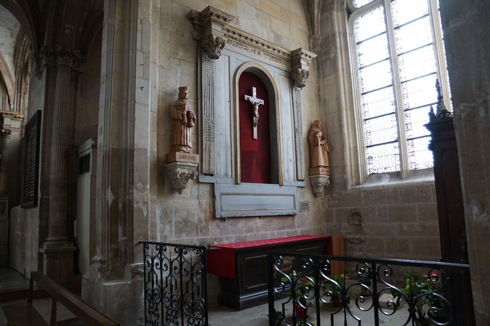 Sony ILCA-77M2 sample photo. Church, catholic, france photography