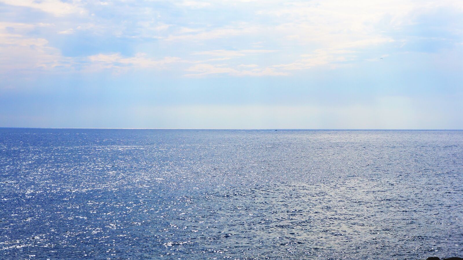 Sony Alpha NEX-5N sample photo. Sky, sea, the horizon photography