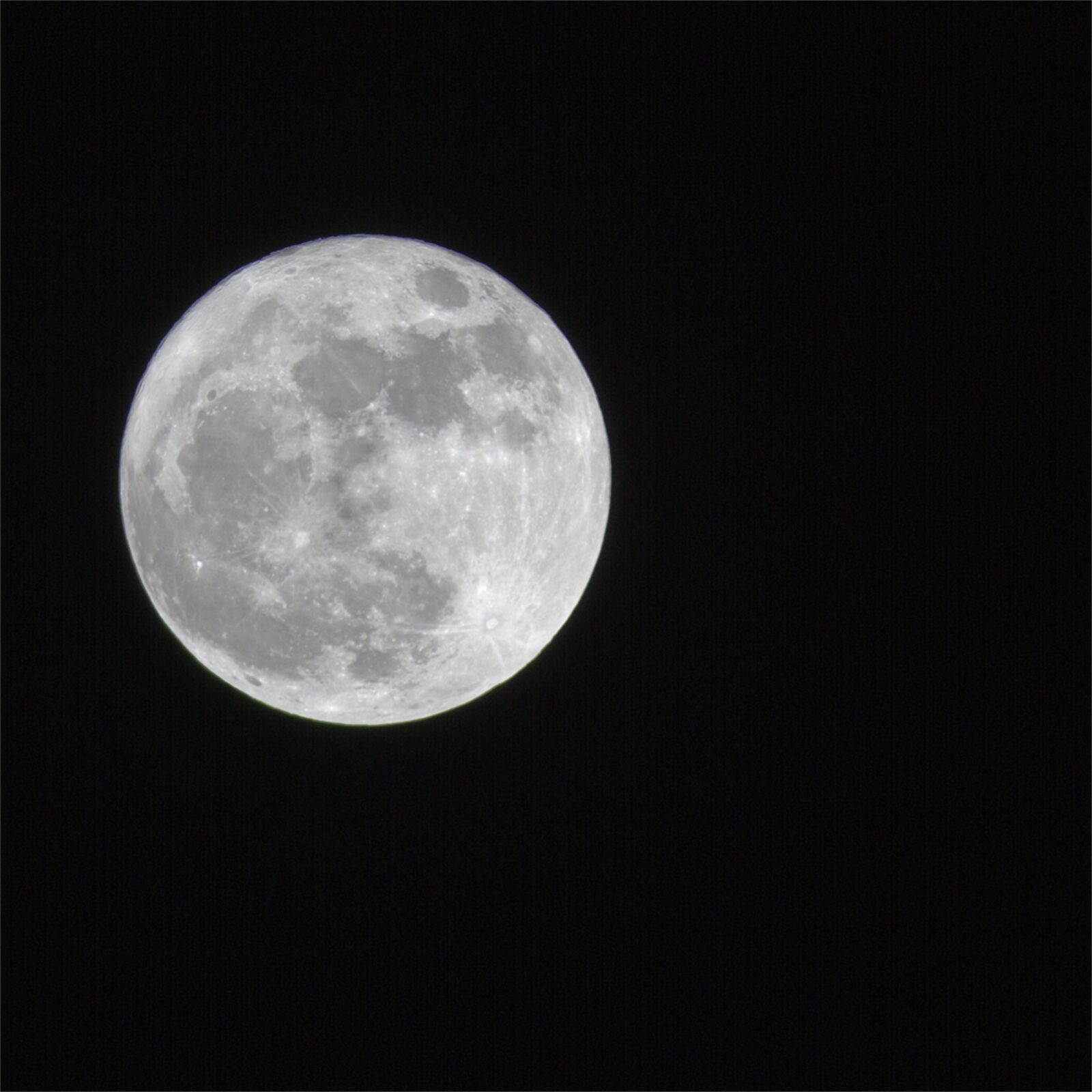 Canon EOS 7D + Canon EF 300mm F4L IS USM sample photo. Moon, night, stars photography
