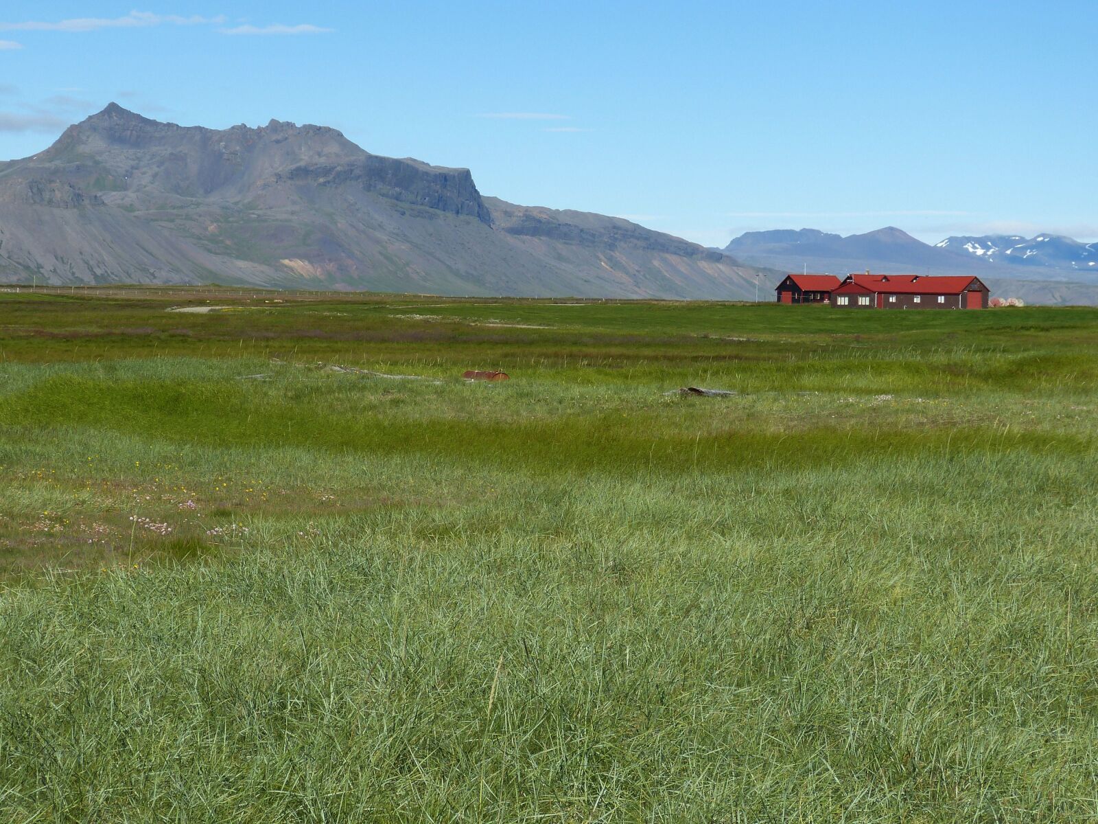 Panasonic Lumix DMC-FZ150 sample photo. Iceland, coast, mountains photography
