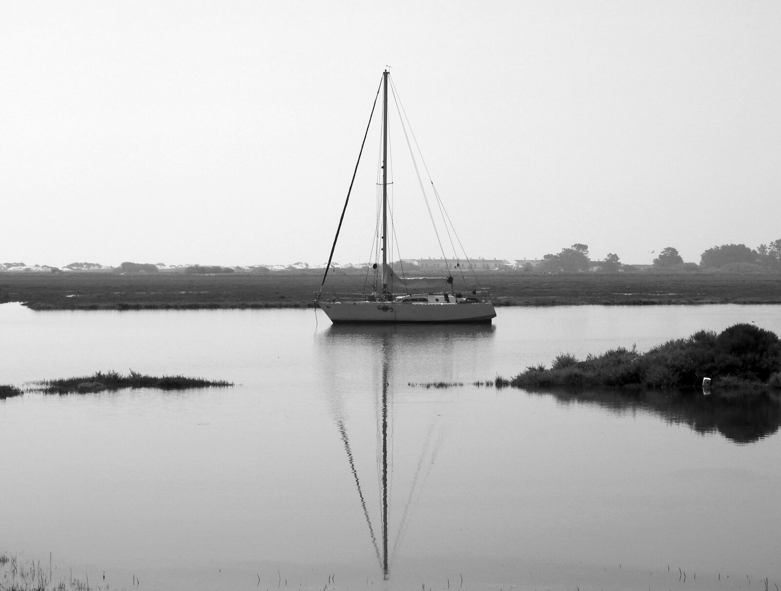 Nikon Coolpix P900 sample photo. River, seariver, sailing boat photography