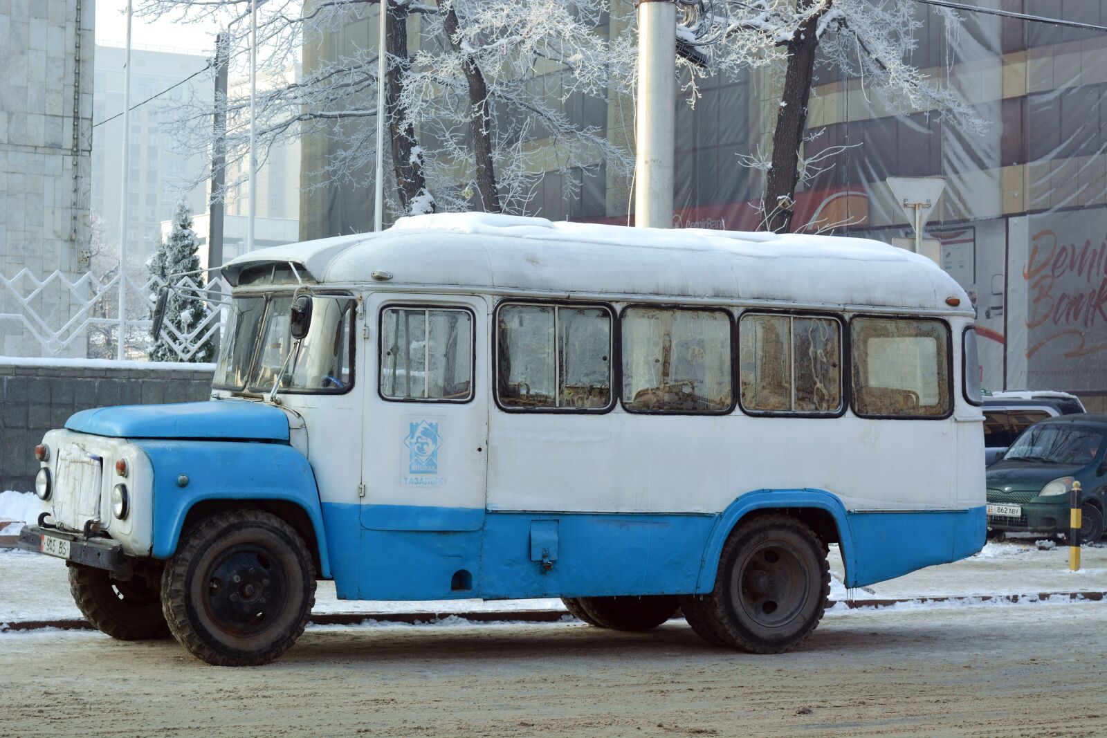 Nikon D7100 sample photo. Bus, kyrgyzstan, old photography