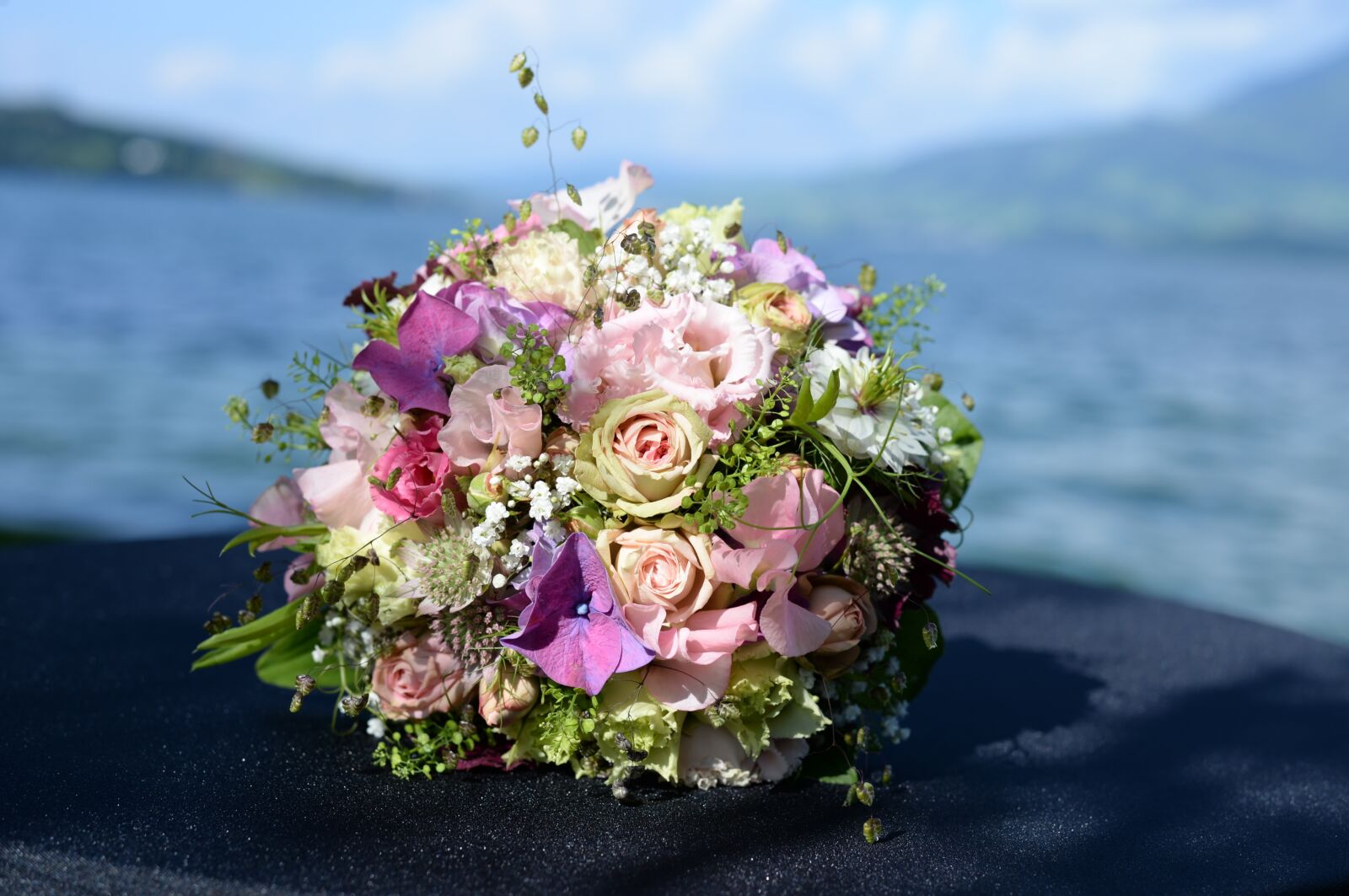 Nikon D4 sample photo. Flowers, romantic, wedding photography