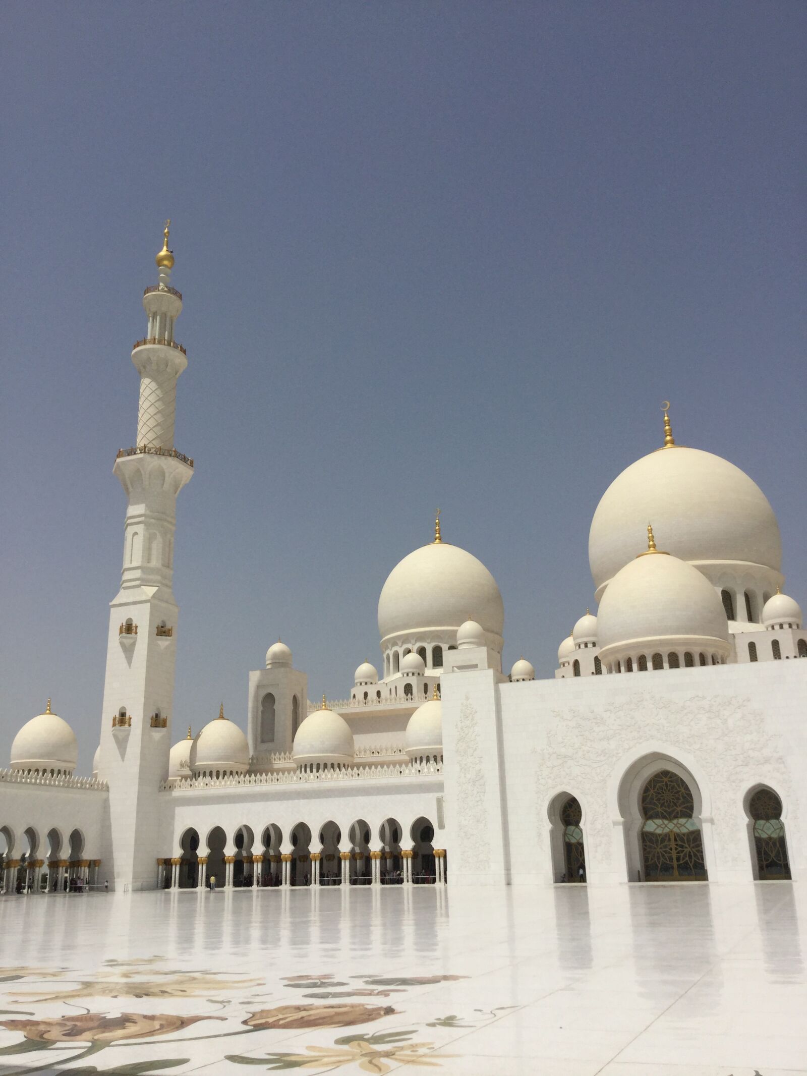 Apple iPad mini 4 sample photo. Grand mosque, abu dhabi photography