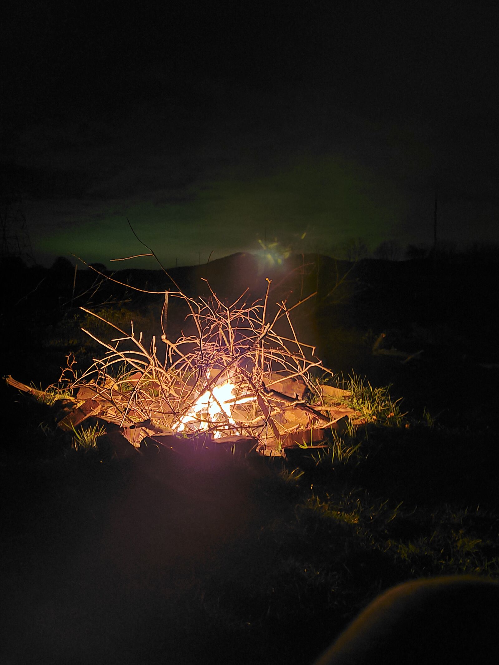 Samsung Galaxy S10 sample photo. Fire, campfire, fire spirit photography