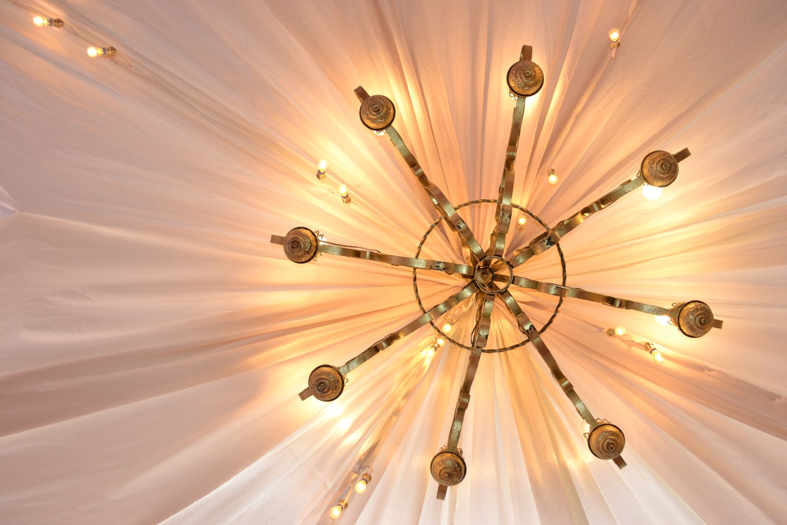 Nikon D3100 sample photo. Lights, candlestick, magd photography