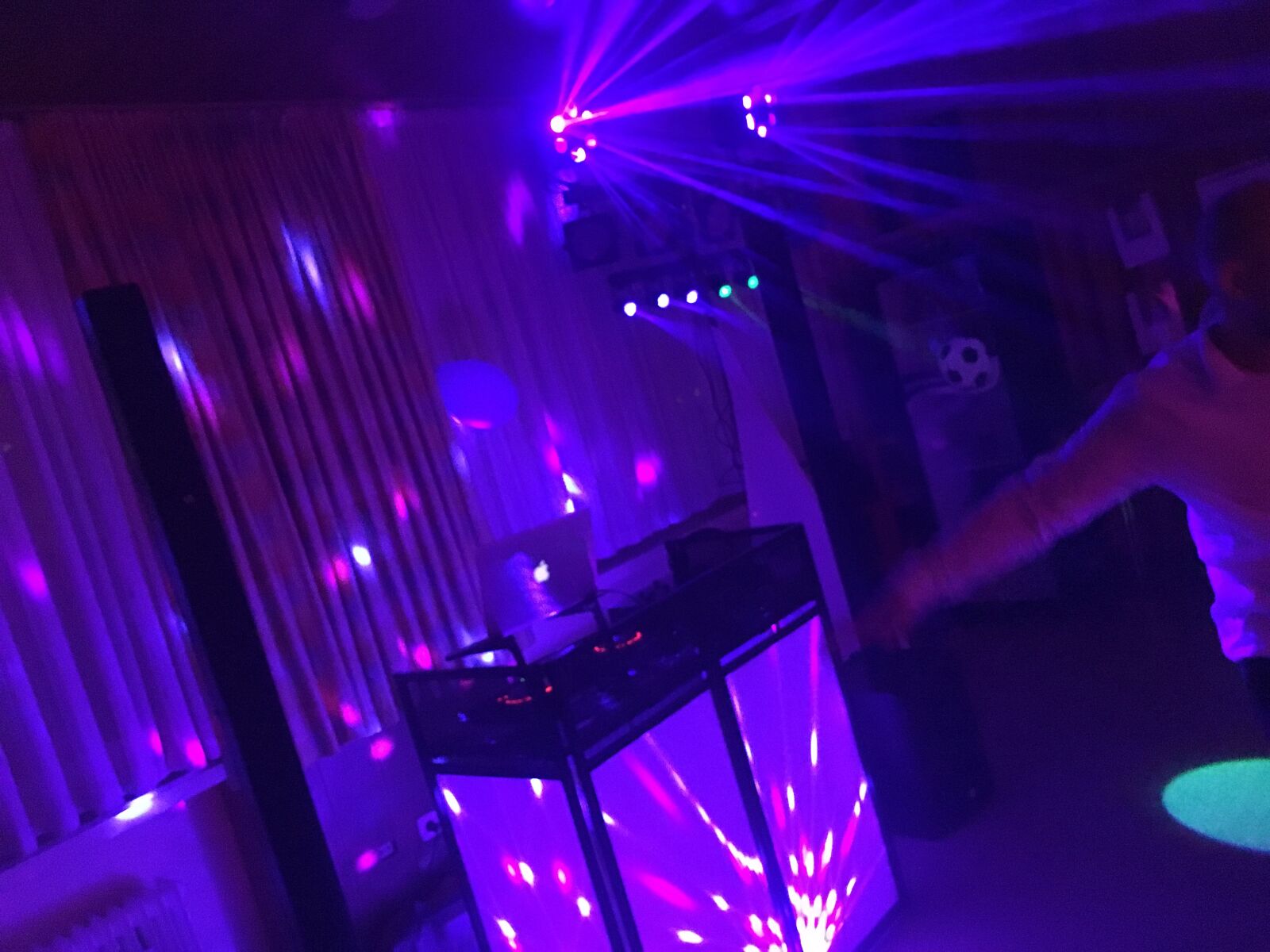 Apple iPhone 6s sample photo. Dj, music, party photography