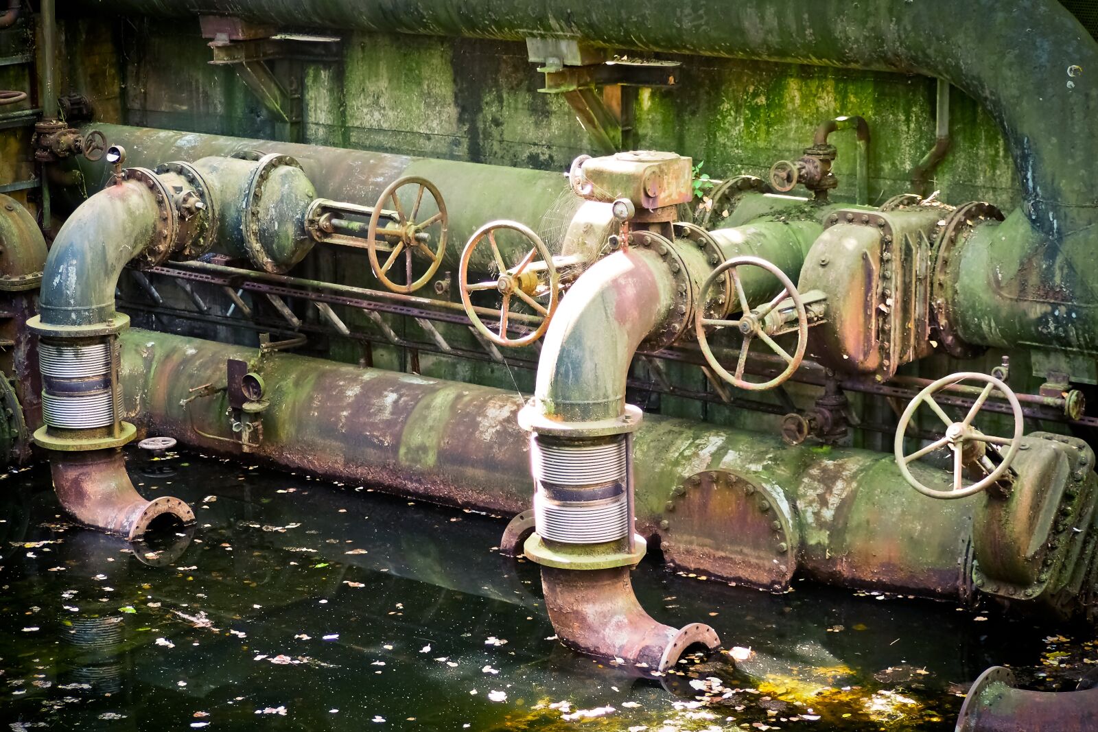 Olympus OM-D E-M10 sample photo. Architecture, industry, building photography