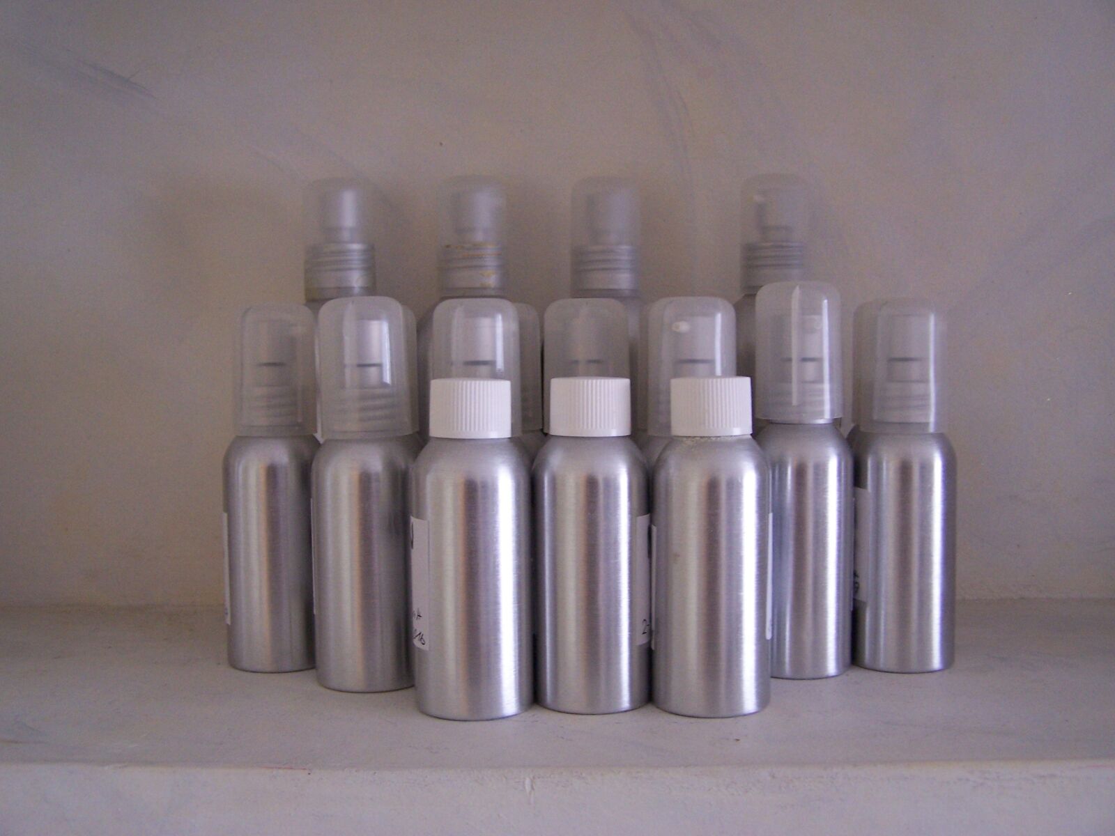 Kodak Z740 ZOOM DIGITAL CAMERA sample photo. Crucible, bottles, cosmetics photography