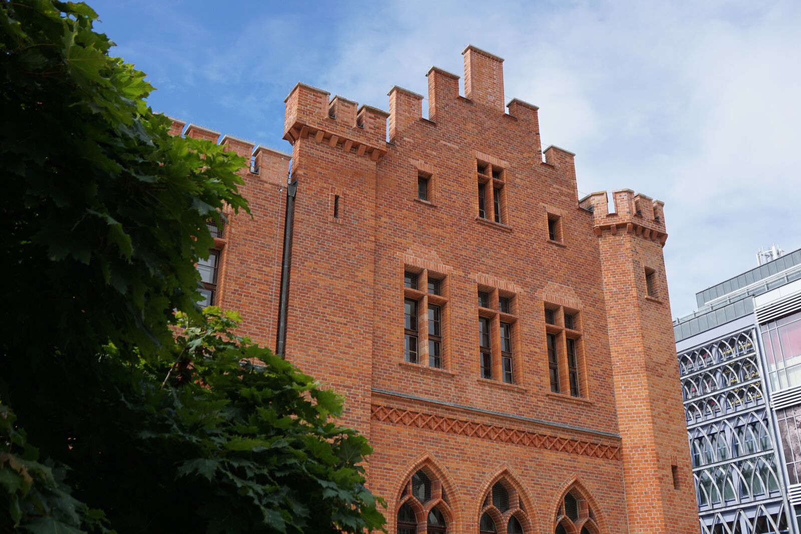 Sony a6000 sample photo. Ko obrzeg, town hall photography