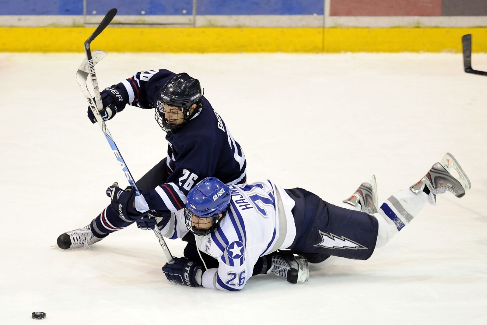 Nikon D700 sample photo. Ice hockey, players, forward photography