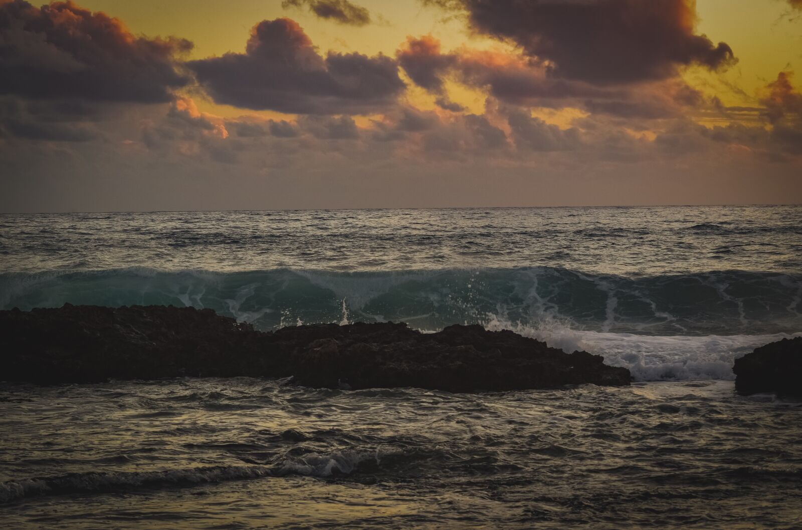 Nikon D3300 sample photo. Rocky coast, wave, sky photography