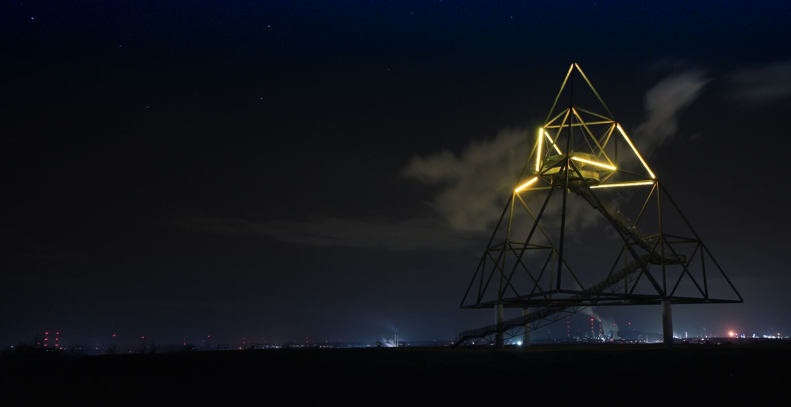 Canon EOS 100D (EOS Rebel SL1 / EOS Kiss X7) sample photo. Tetrahedron, bottrop germany, industrial photography