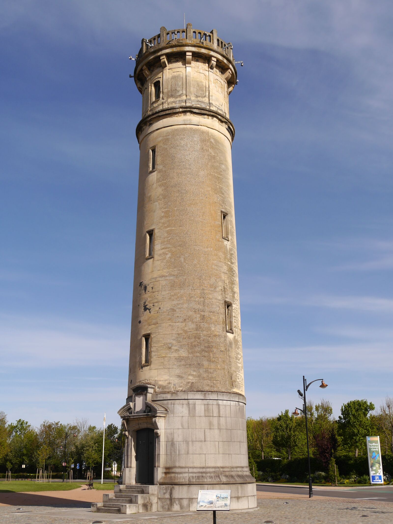 Panasonic Lumix DMC-G6 sample photo. Honfleur, lighthouse, france photography