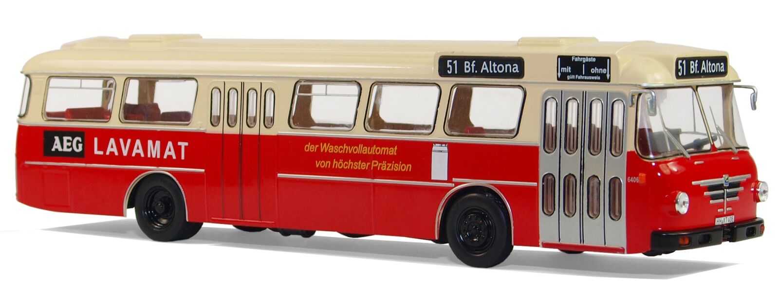 Olympus E-520 (EVOLT E-520) sample photo. Isolated, model buses, b photography