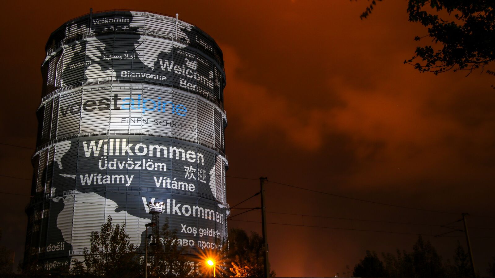 Canon EOS 750D (EOS Rebel T6i / EOS Kiss X8i) sample photo. Silo, night, orange photography