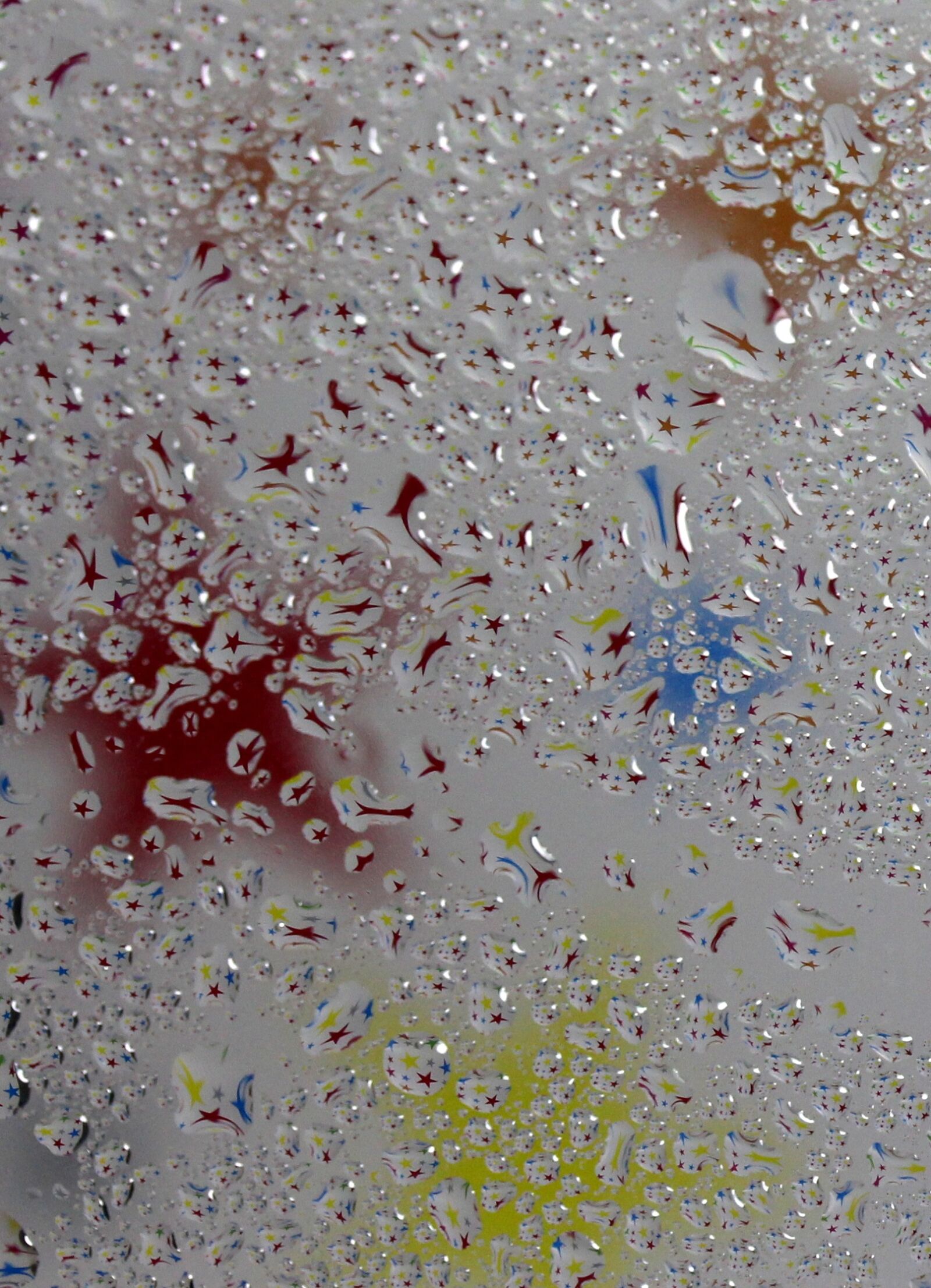 Canon EF-S 60mm F2.8 Macro USM sample photo. Drops, refractive, coloring photography