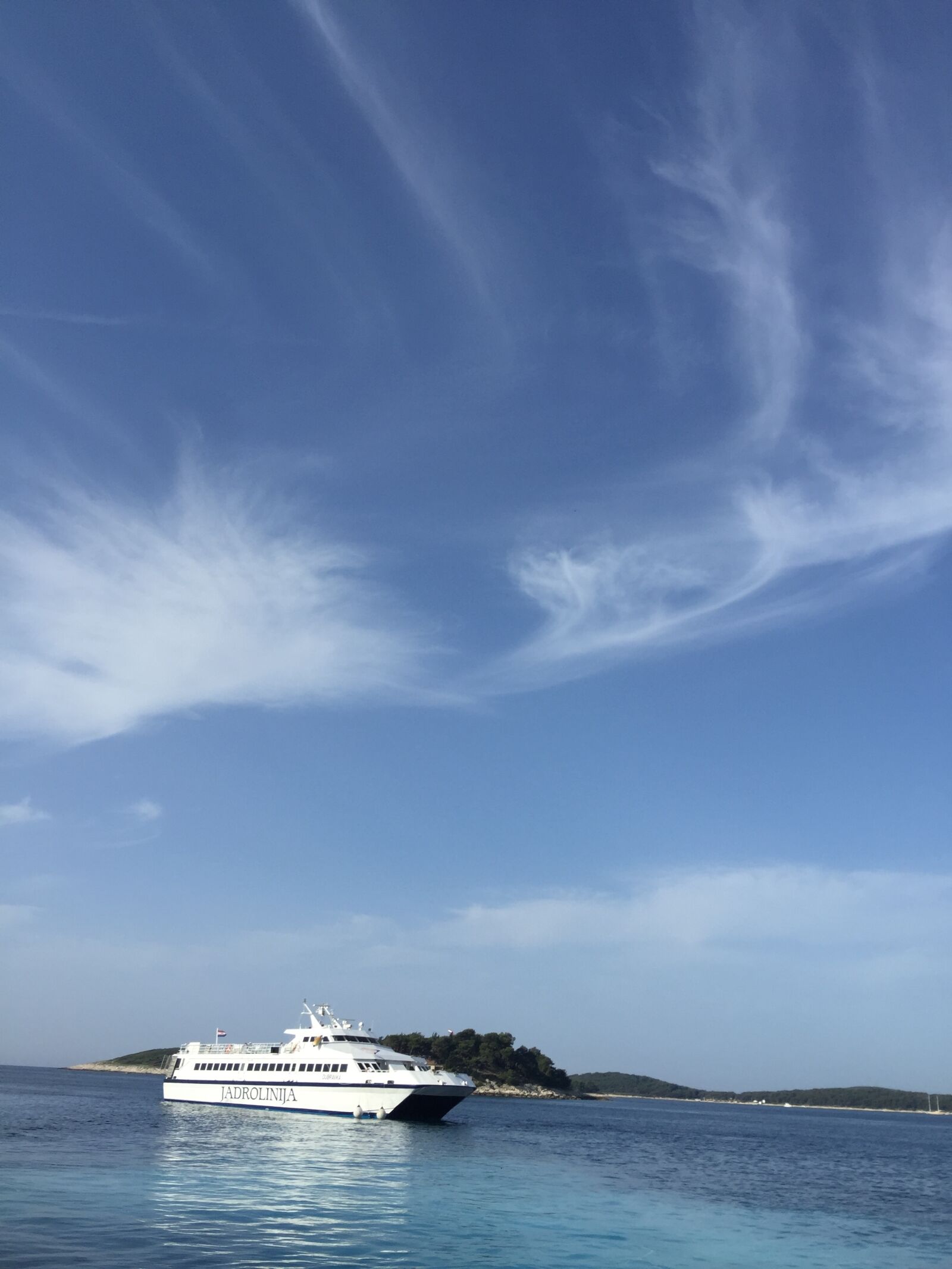 iPhone 6 Plus back camera 4.15mm f/2.2 sample photo. Ferry, boat, sea photography