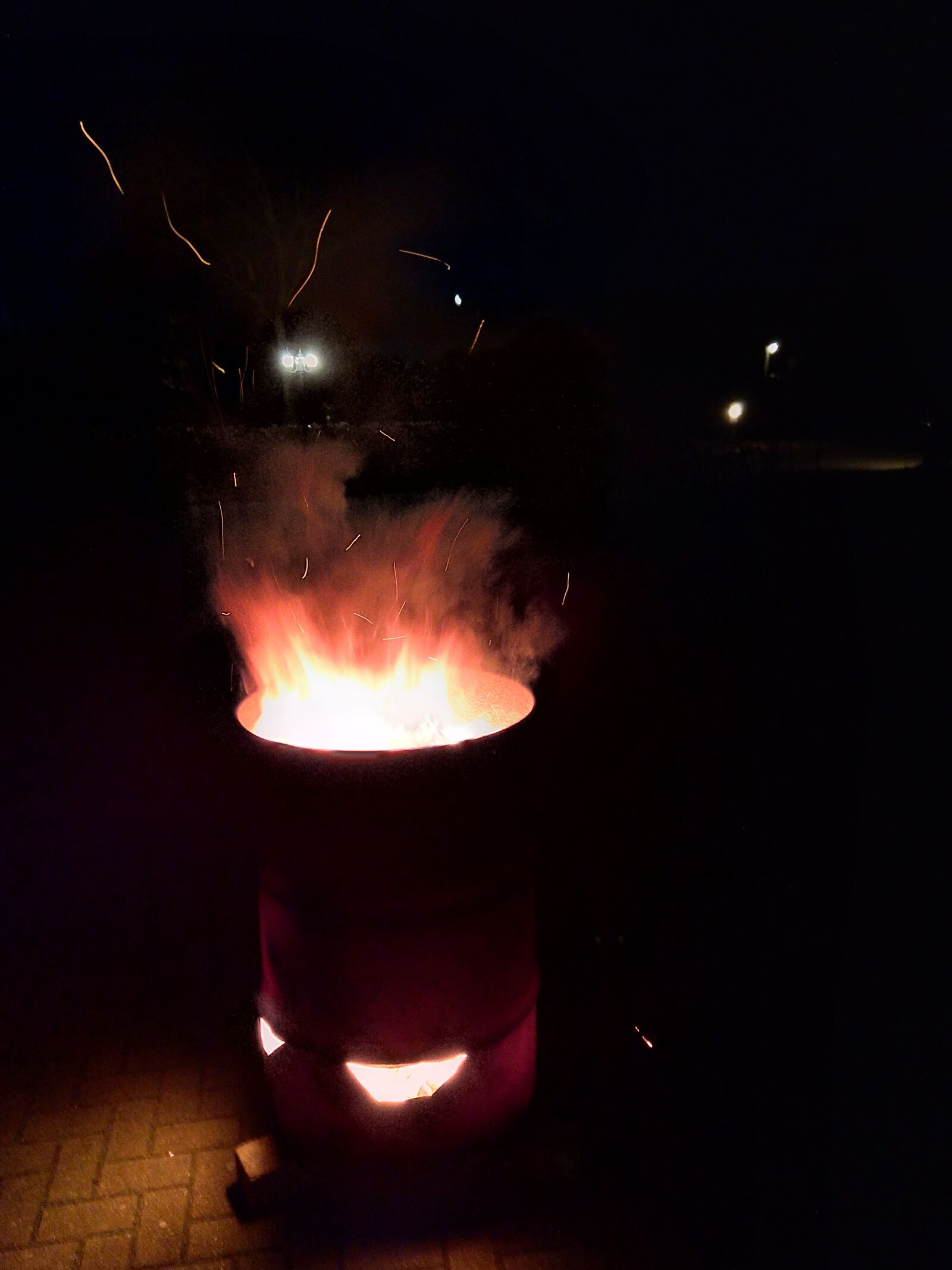 HMD Global Nokia 7 plus sample photo. Fire, camp fire, urban photography