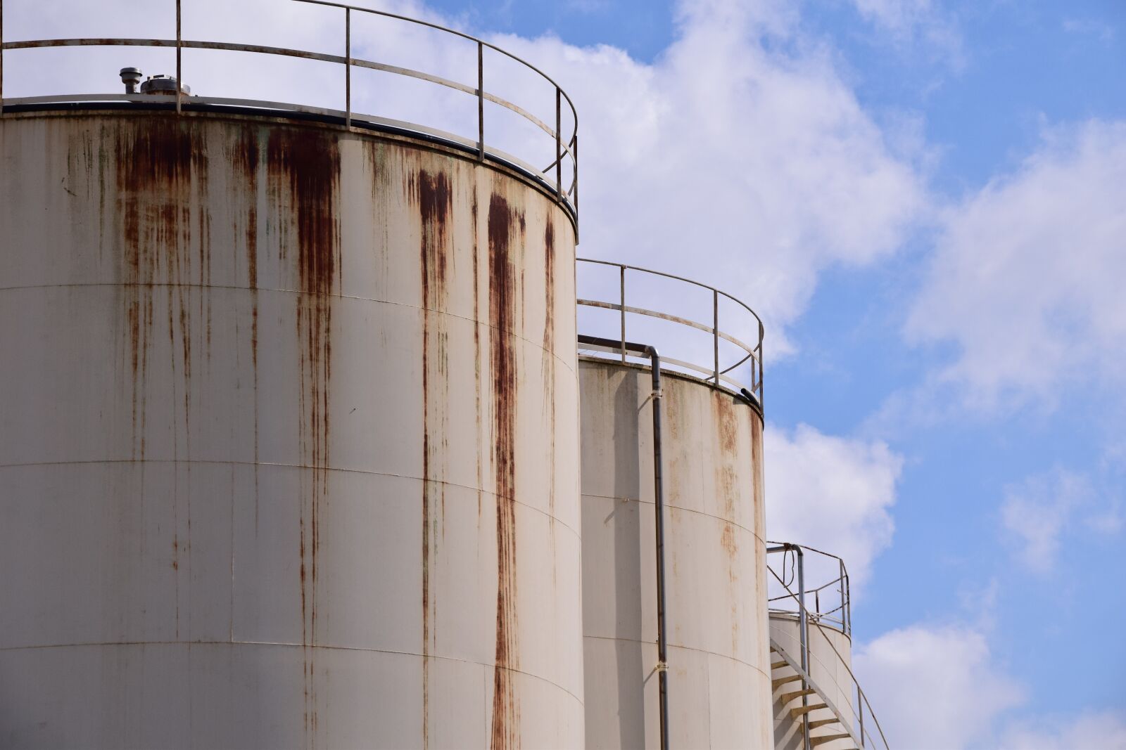 Nikon D3300 sample photo. Silo, rust, old photography