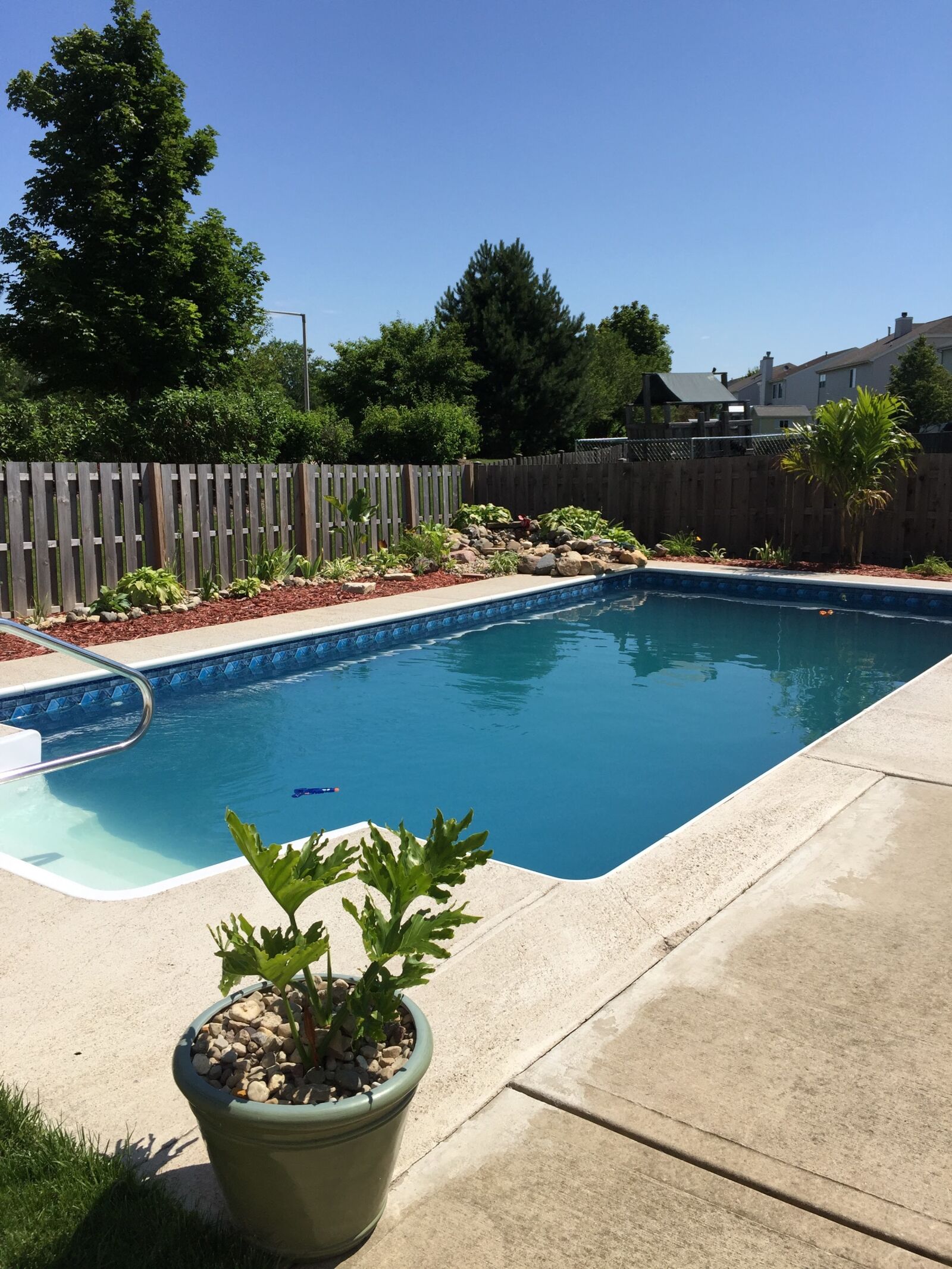 iPhone 6 Plus back camera 4.15mm f/2.2 sample photo. Diy, inground, pool, with photography