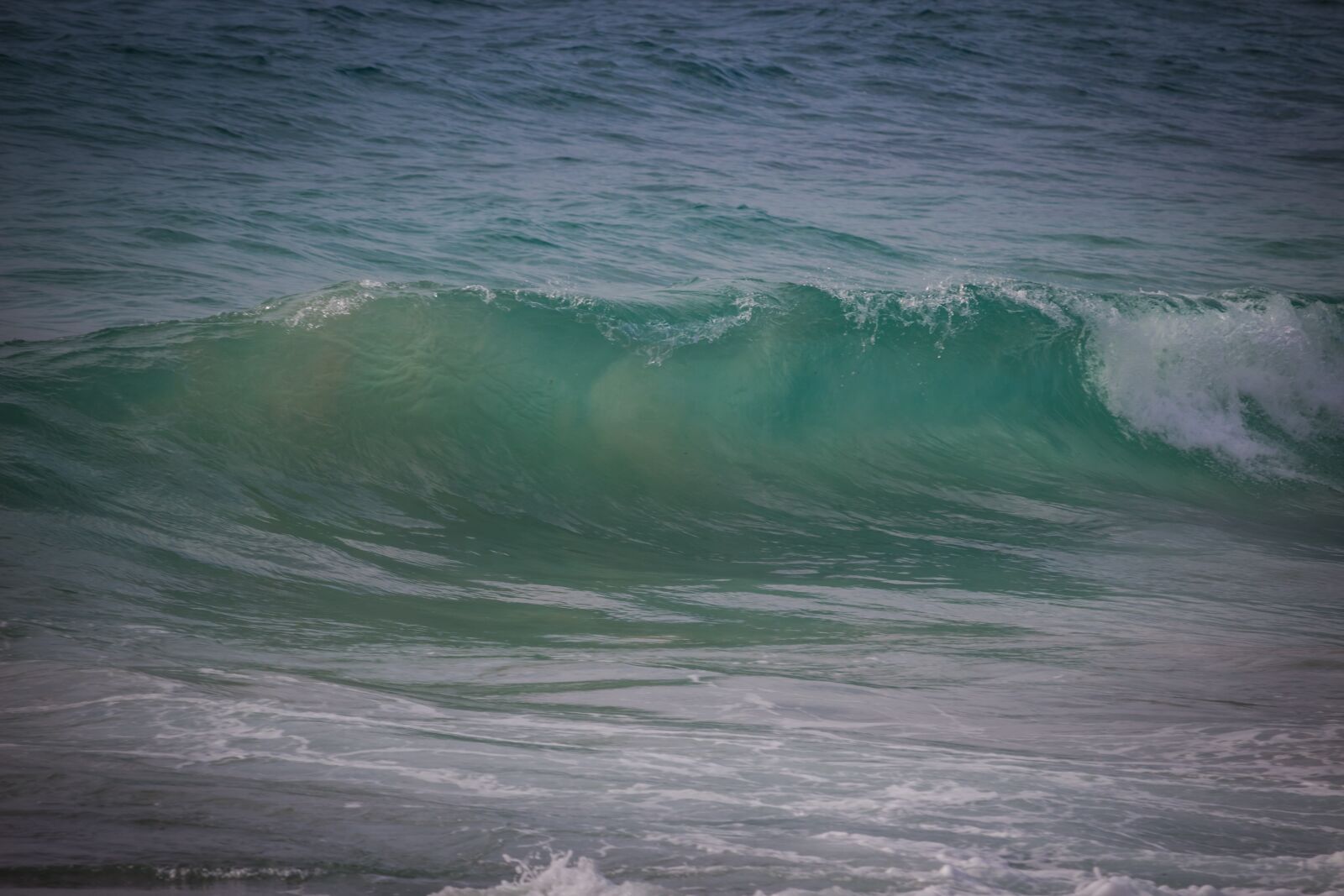 Canon EOS 100D (EOS Rebel SL1 / EOS Kiss X7) sample photo. Wave, sea, coast photography