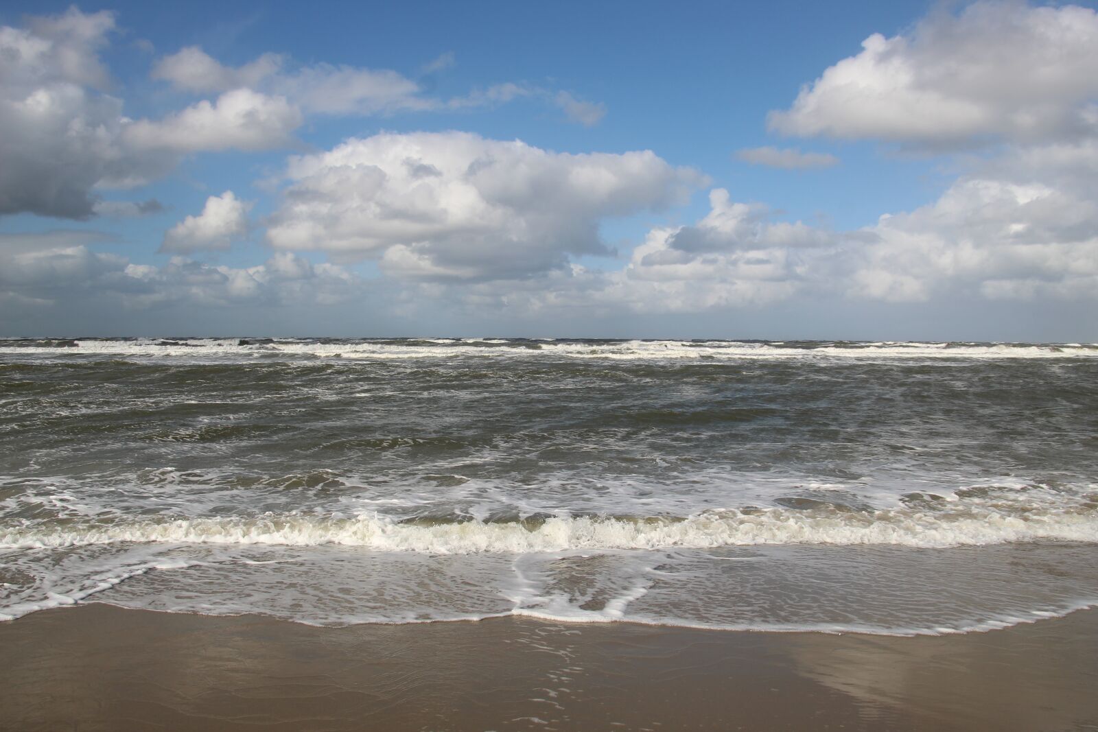 Canon EOS 1300D (EOS Rebel T6 / EOS Kiss X80) sample photo. Sea, beach, summer photography