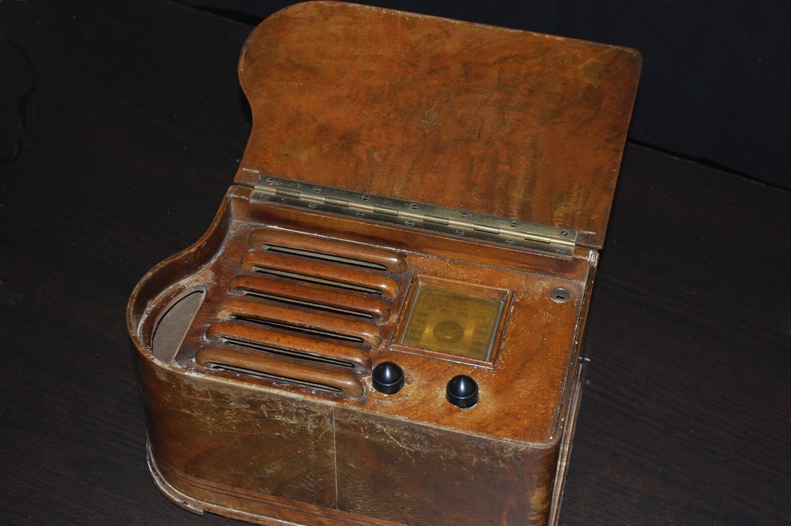 Nikon D40 sample photo. Old, radio, old radio photography