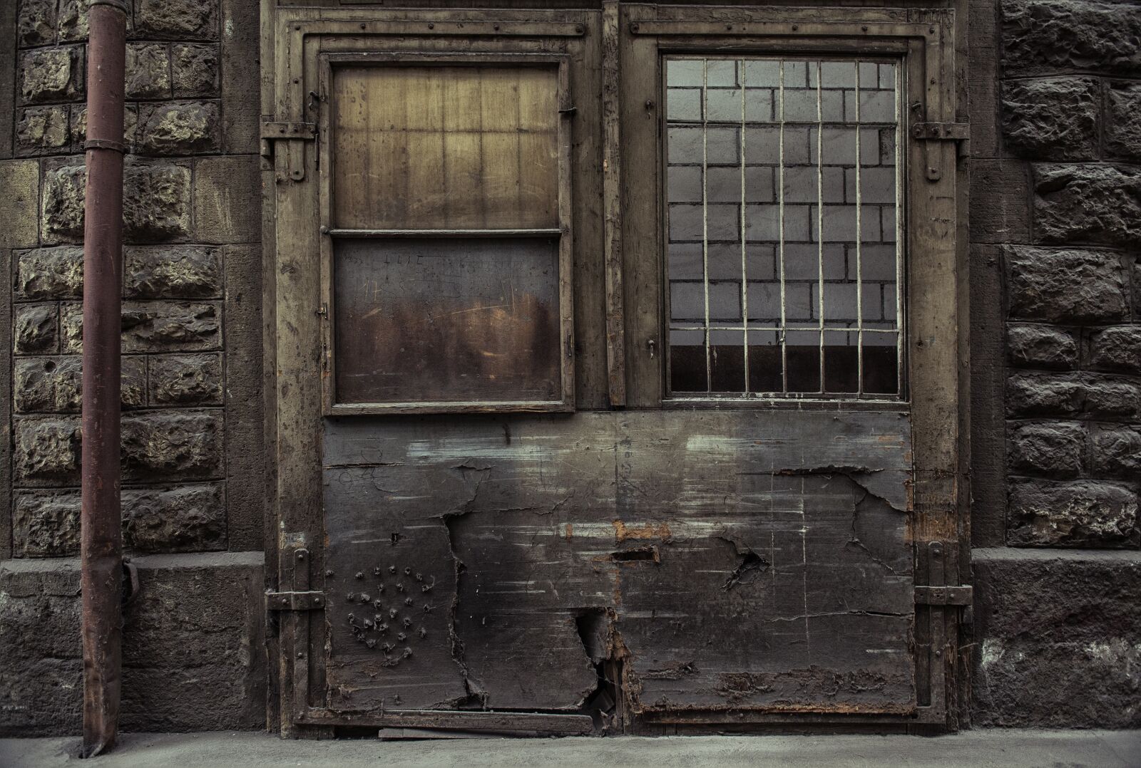 Nikon D800 sample photo. Door, old, old door photography