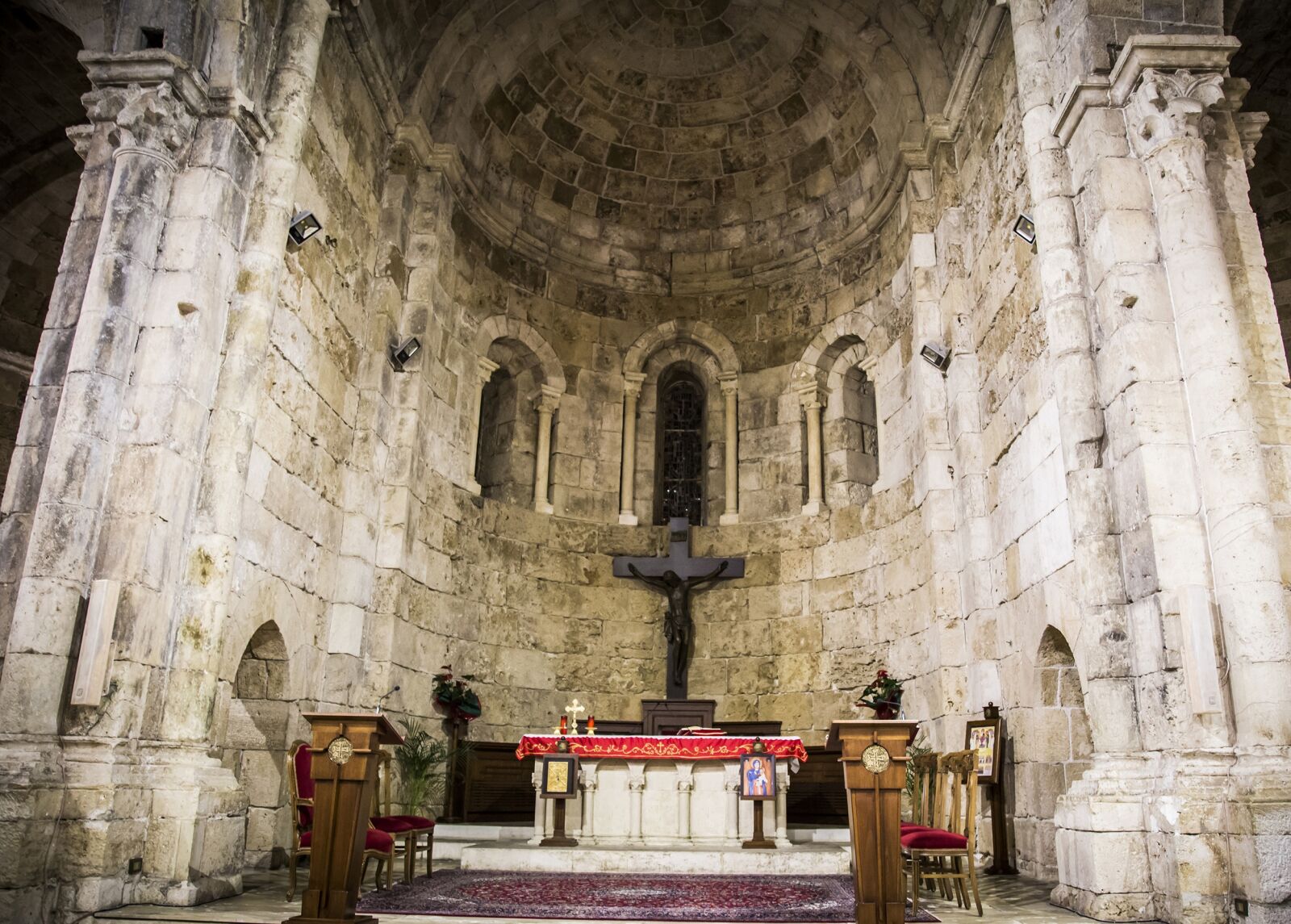 Canon EOS 6D + Canon EF 24-105mm F4L IS USM sample photo. Architecture, church, religion photography