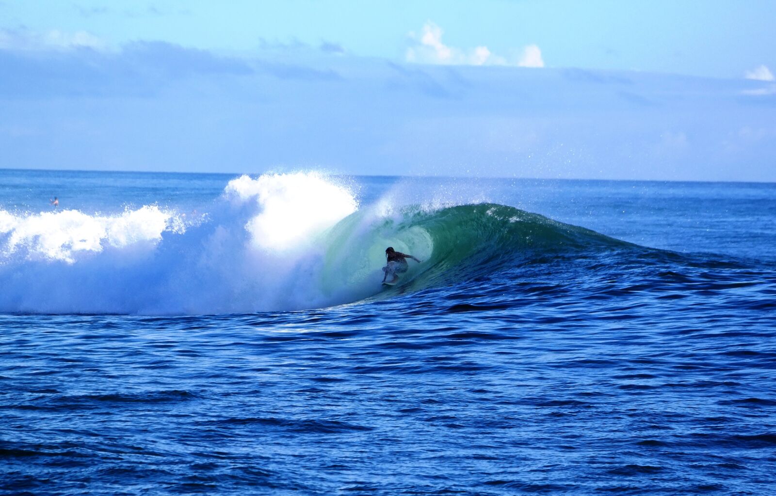 Samsung NX300 sample photo. Surf, waikiki, hawaii photography