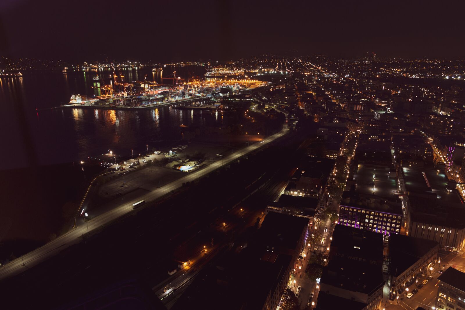Nikon D750 sample photo. Vancouver, night, evening photography