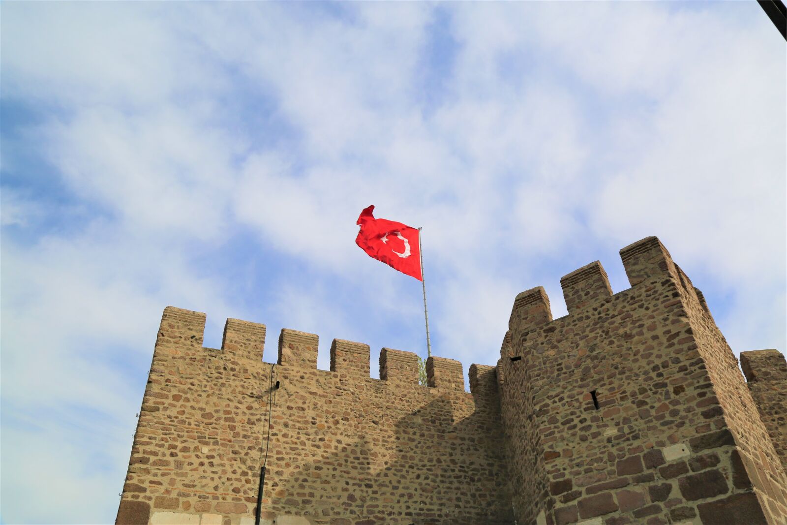 Canon EF 24-105mm F4L IS USM sample photo. Architecture, castle, sky photography