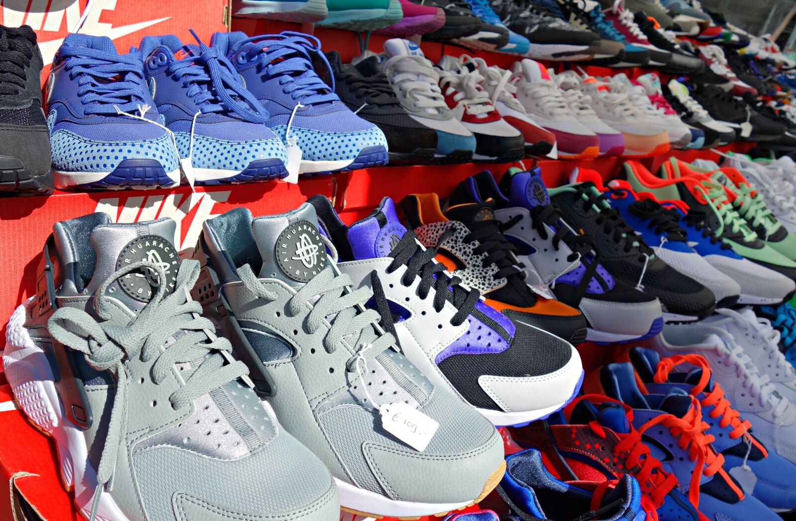 Sony Cyber-shot DSC-RX100 sample photo. Shoe, footwear, sports shoe photography