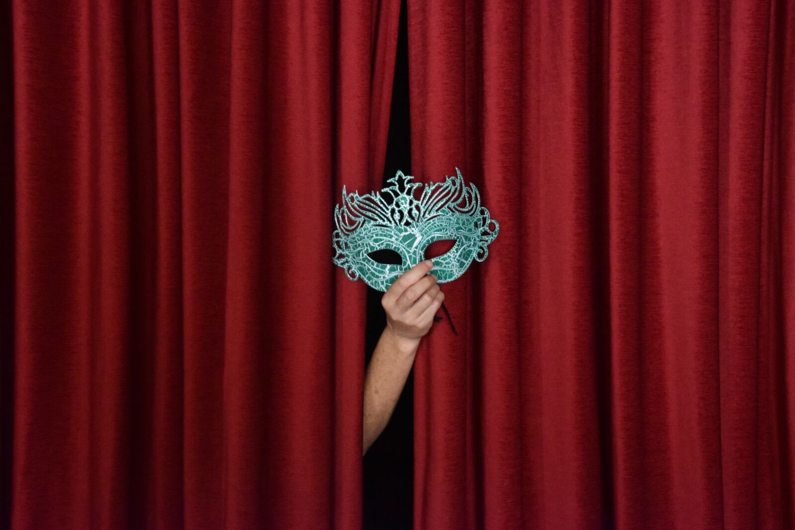 Nikon D5500 sample photo. Teatro, mask, carnival photography