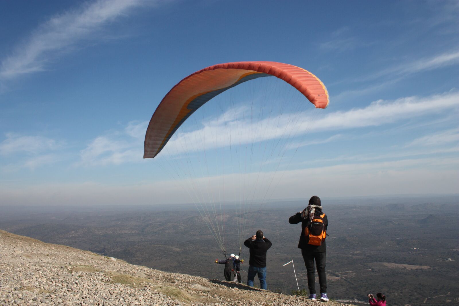Canon EOS 450D (EOS Rebel XSi / EOS Kiss X2) sample photo. Flight, paragliding, blue photography