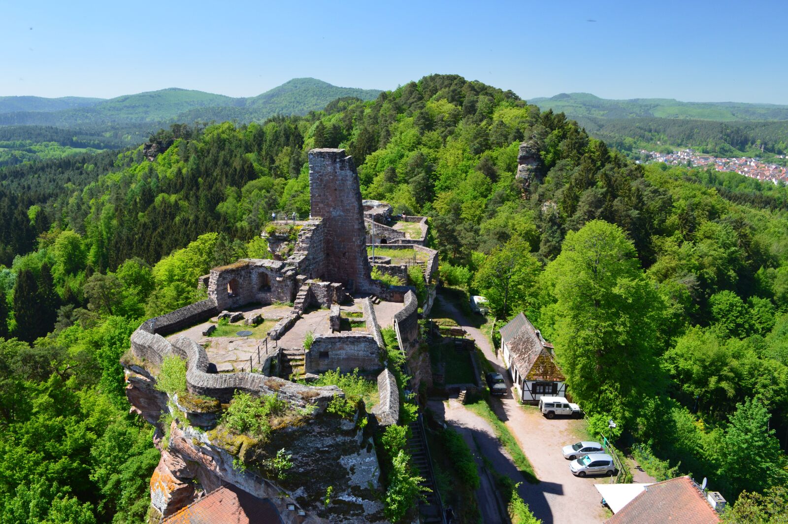 Nikon D3200 sample photo. Castle, keep of alt-dahn photography