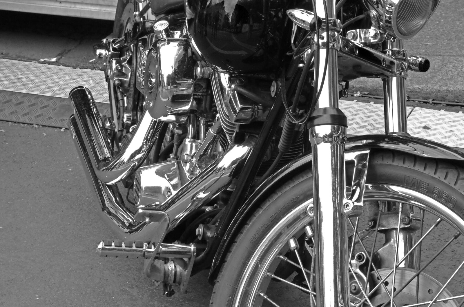 Pentax K-50 sample photo. Harley davidson, motorcycle, chrome photography