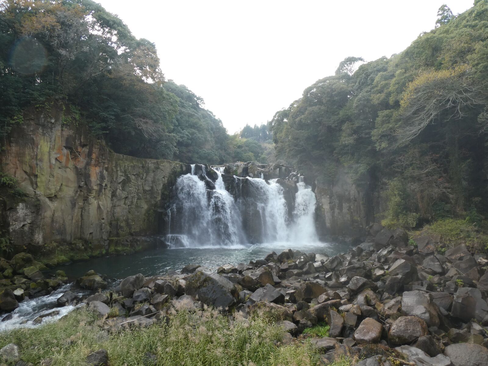 Panasonic Lumix DC-ZS70 (Lumix DC-TZ90) sample photo. Waterfall, river, mountain photography