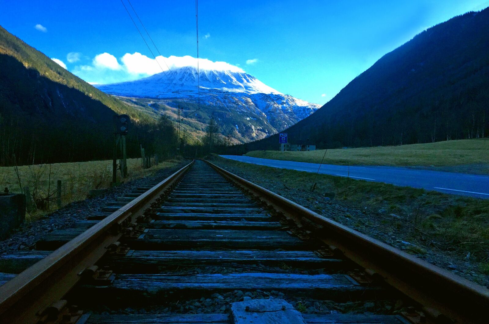iPhone 6 Plus back camera 4.15mm f/2.2 sample photo. Gaustatoppen, telemark, norway photography