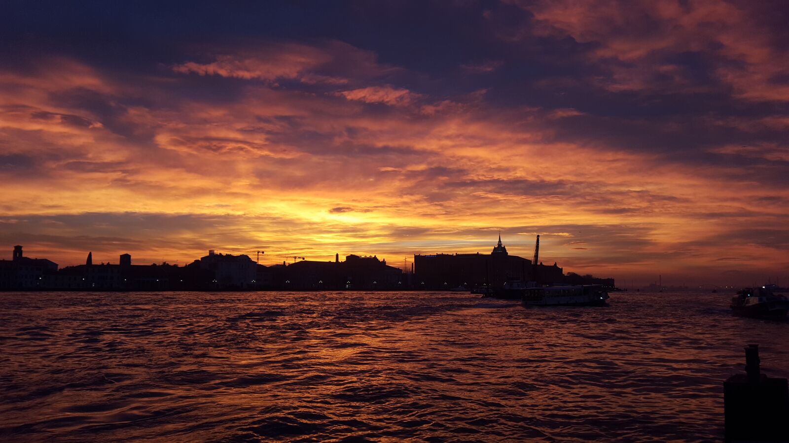 Samsung Galaxy S6 sample photo. Time, sunset, venice photography