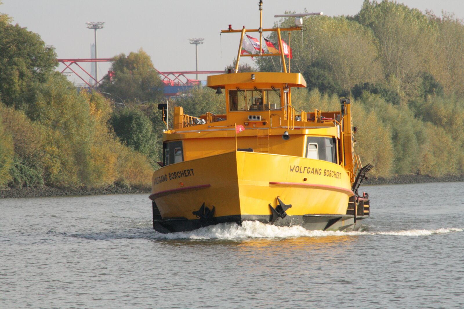 Canon EOS 1000D (EOS Digital Rebel XS / EOS Kiss F) sample photo. Hamburg, port, ferry photography