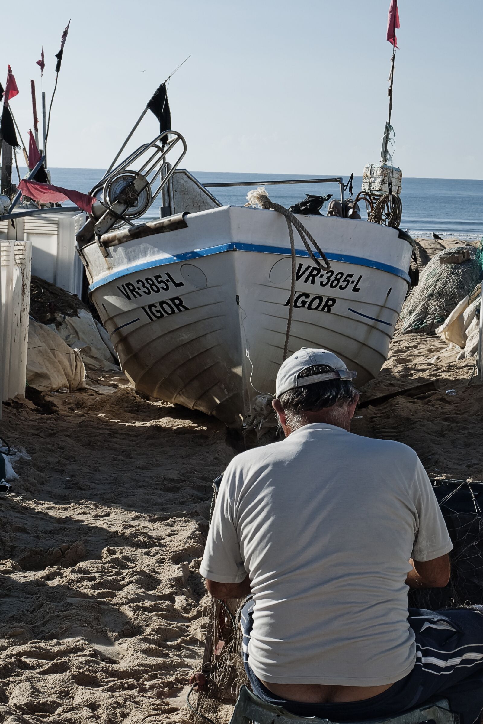 Panasonic Lumix DMC-G1 sample photo. Portugal, monte gordo, fisherman photography