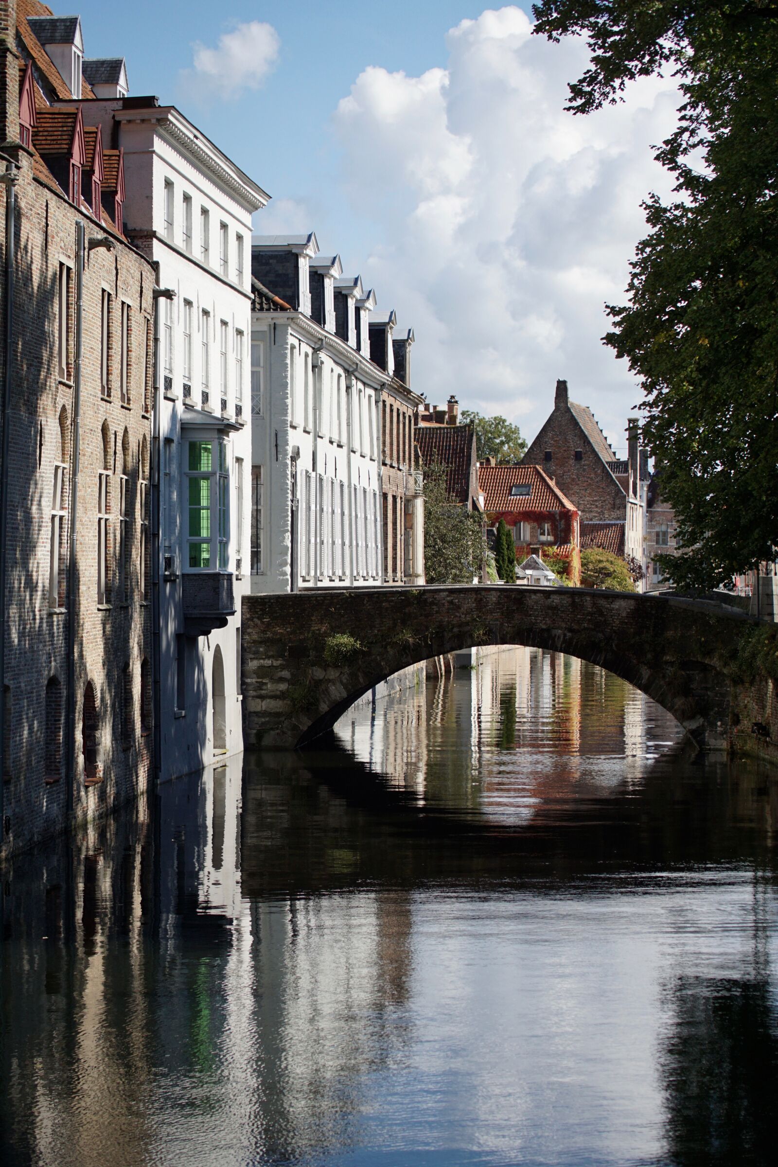 Sony a6000 sample photo. Bruges, medieval, bridge photography