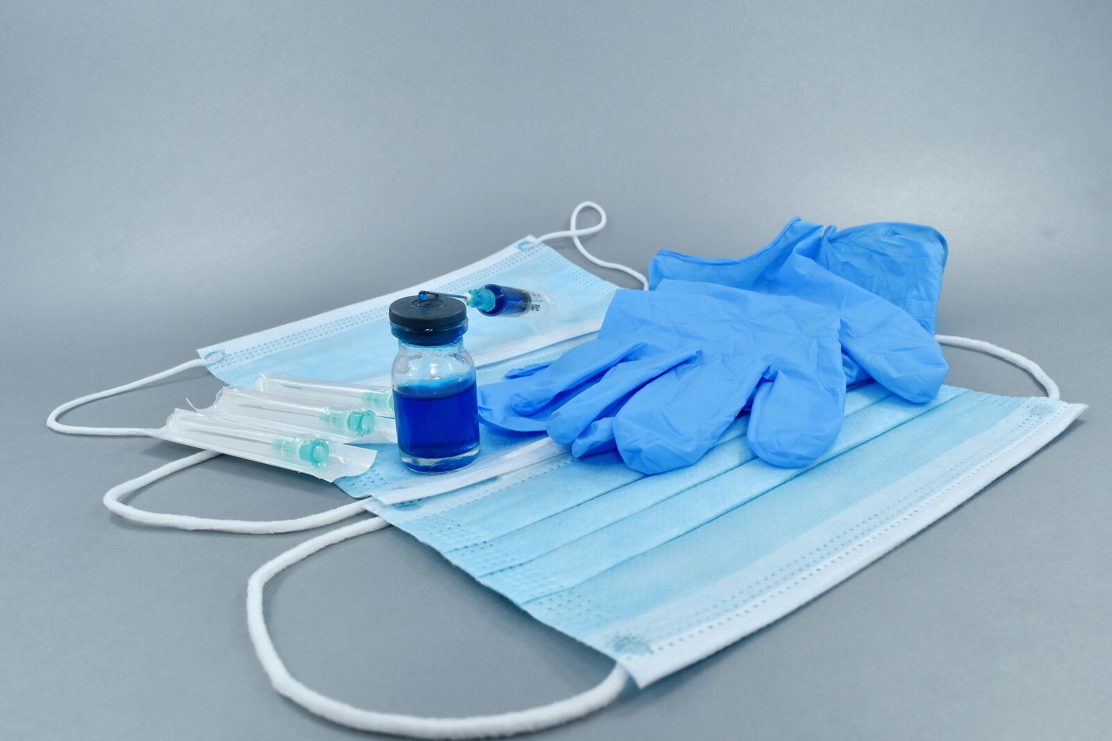 Nikon D5500 sample photo. Antiserum, antitoxin, blue, diagnosis photography