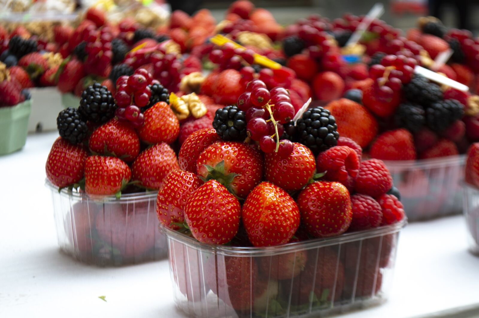 Nikon D3200 sample photo. France, fruits, fruit photography
