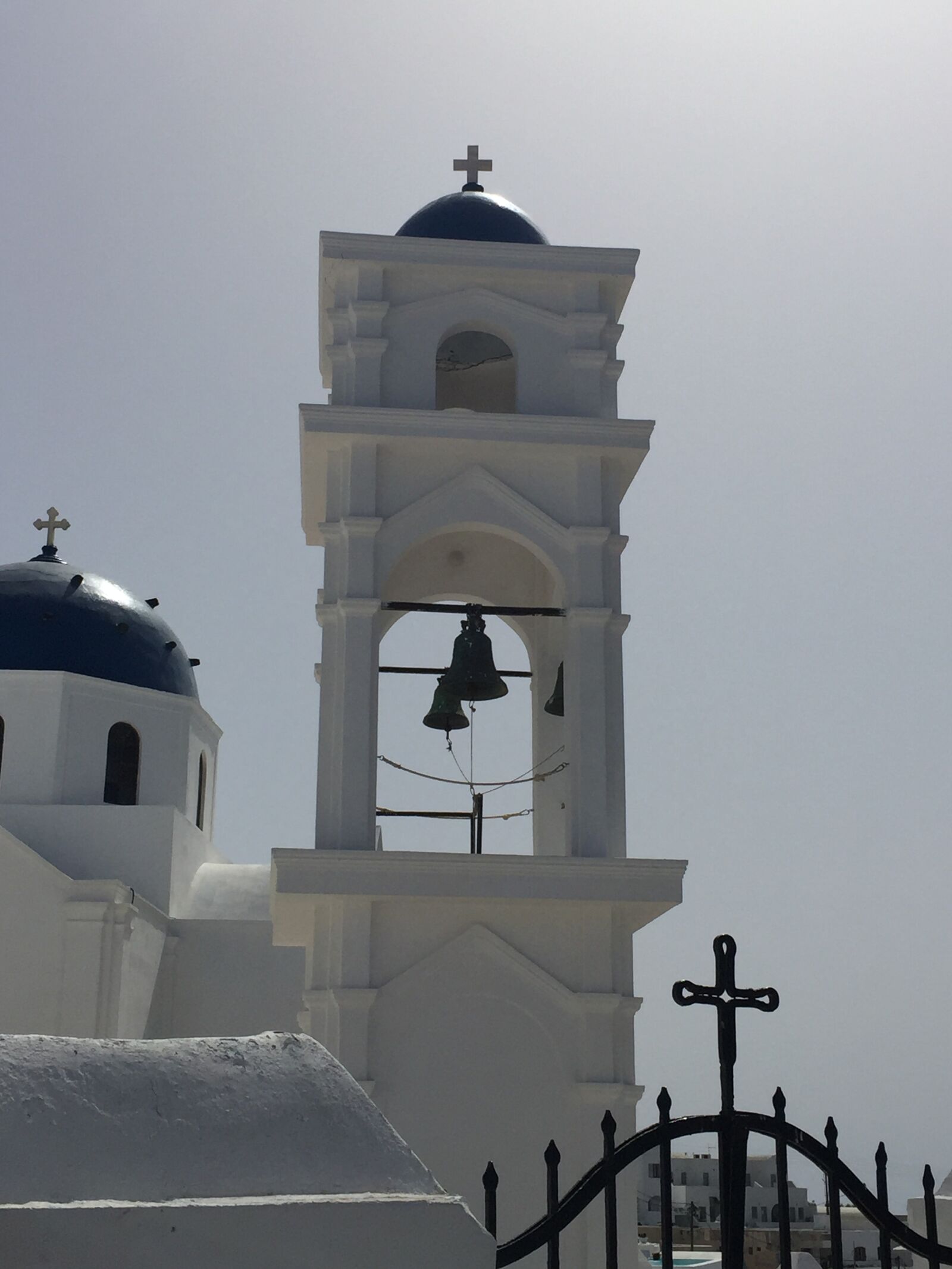 iPhone 6 Plus back camera 4.15mm f/2.2 sample photo. Santorini, ocean, island photography