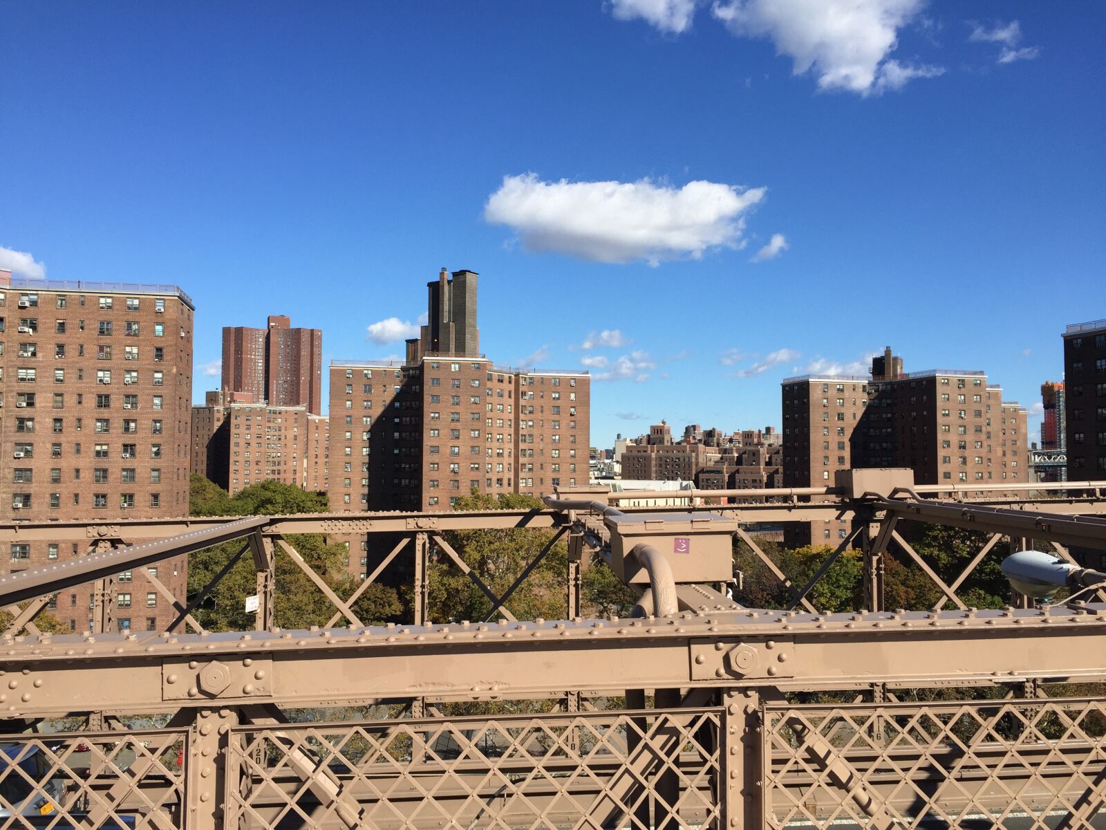 iPhone 6 back camera 4.15mm f/2.2 sample photo. Nyc, brooklyn, bridge photography